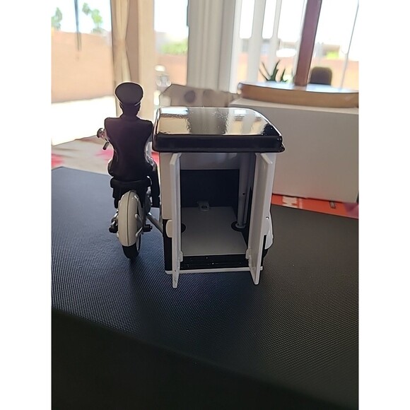 Old Time Home Made See’s Candies Figurine Excellent Condition - Picture 4 of 9